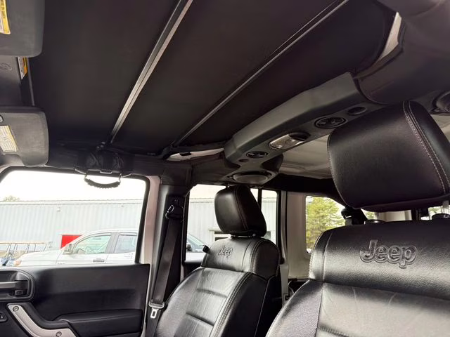 2012 Bright Silver Metallic Clearcoat Jeep Wrangler Unlimited Rubicon 4X4 SUV