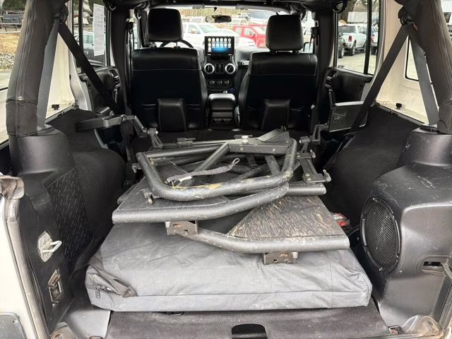 2012 Bright Silver Metallic Clearcoat Jeep Wrangler Unlimited Rubicon 4X4 SUV