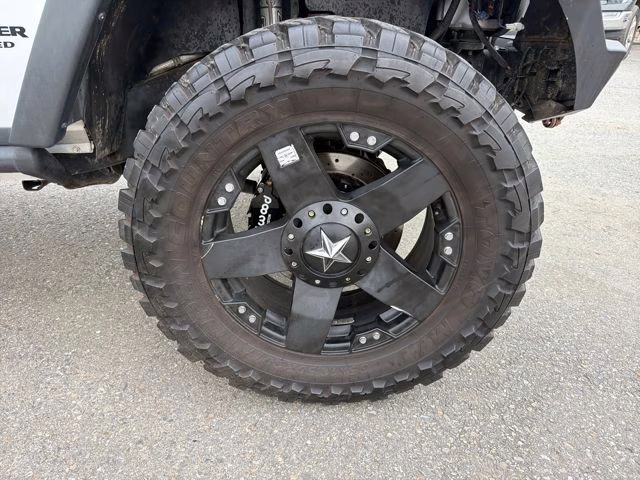 2012 Bright Silver Metallic Clearcoat Jeep Wrangler Unlimited Rubicon 4X4 SUV