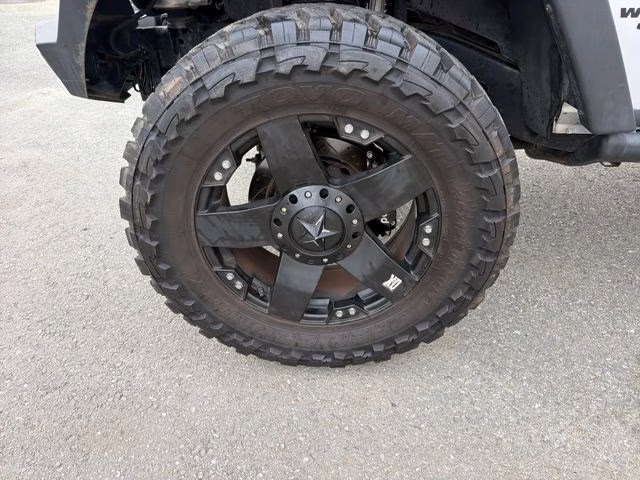 2012 Bright Silver Metallic Clearcoat Jeep Wrangler Unlimited Rubicon 4X4 SUV