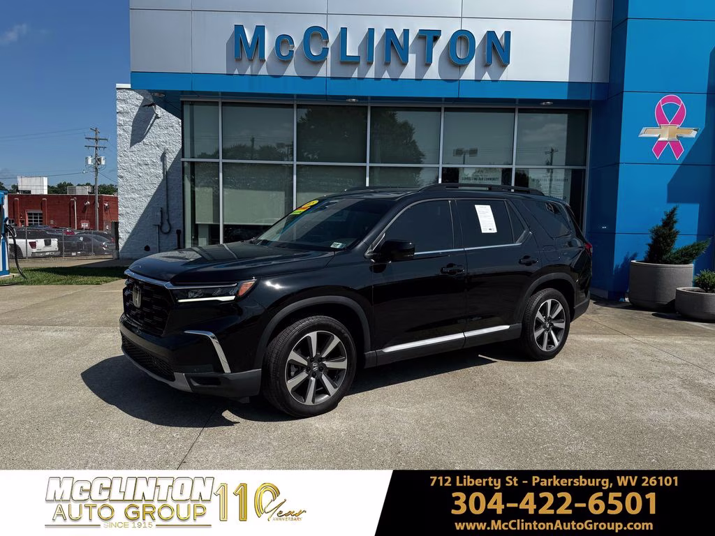 Black 2025 Honda Pilot Touring AWD SUV / Crossover All-Wheel Drive Automatic