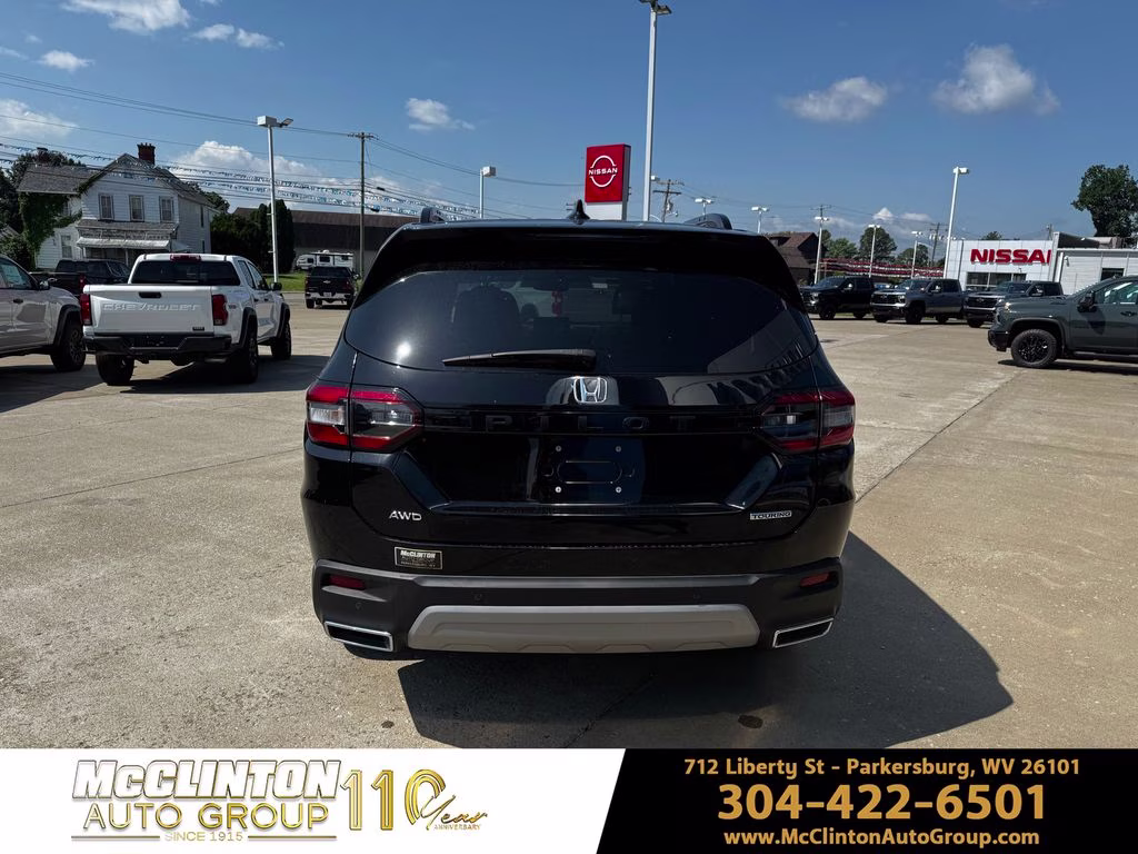 2025 Black Honda Pilot Touring AWD SUV