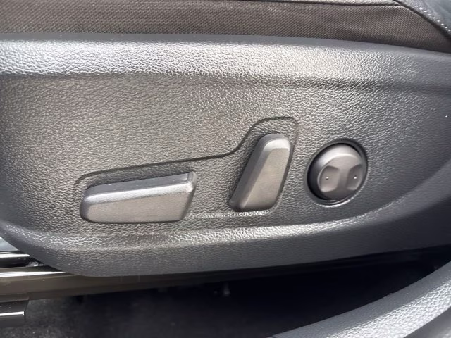 2021 Dark Ocean Blue/White Roof Kia Seltos SX AWD SUV