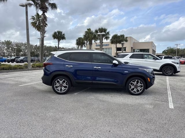2021 Dark Ocean Blue/White Roof Kia Seltos SX AWD SUV