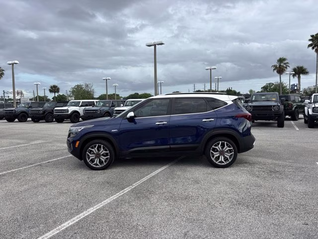 2021 Dark Ocean Blue/White Roof Kia Seltos SX AWD SUV