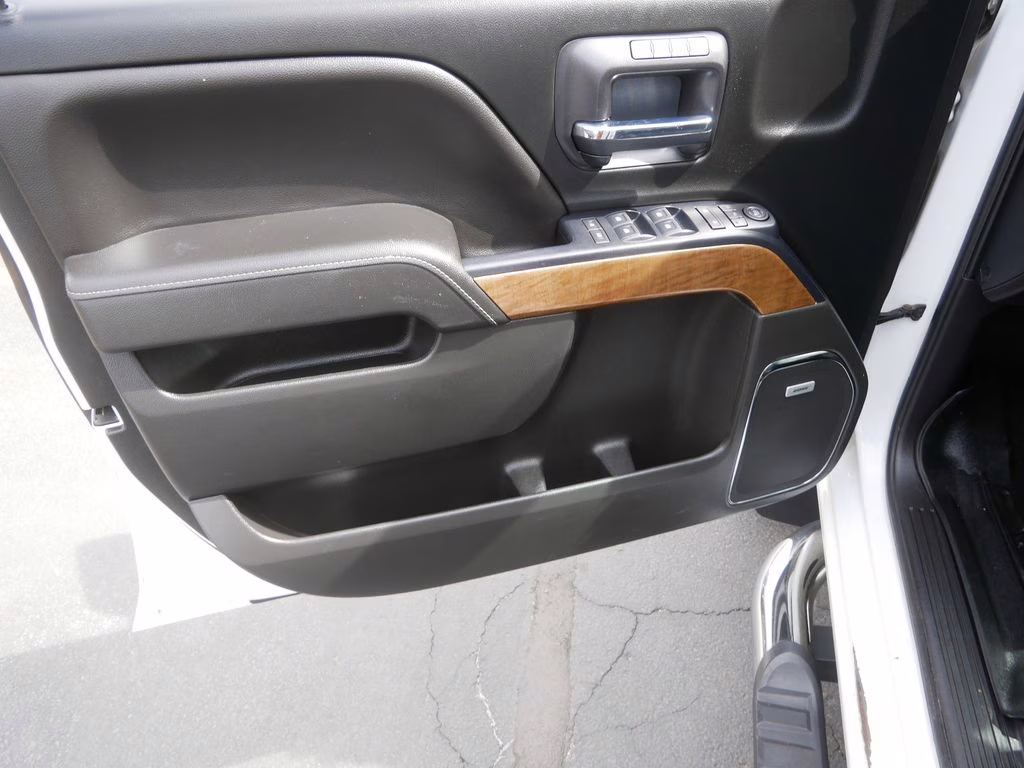 2018 Summit White Chevrolet Silverado 1500 LTZ 4X4 Truck