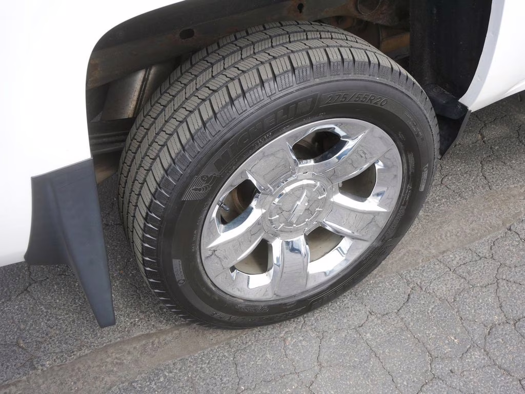 2018 Summit White Chevrolet Silverado 1500 LTZ 4X4 Truck