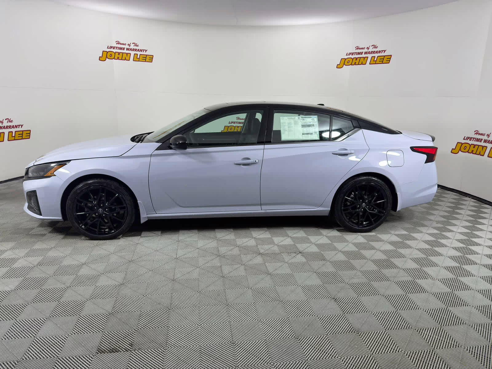 2026 Gray Sky Pearl Nissan Altima SR FWD Sedan