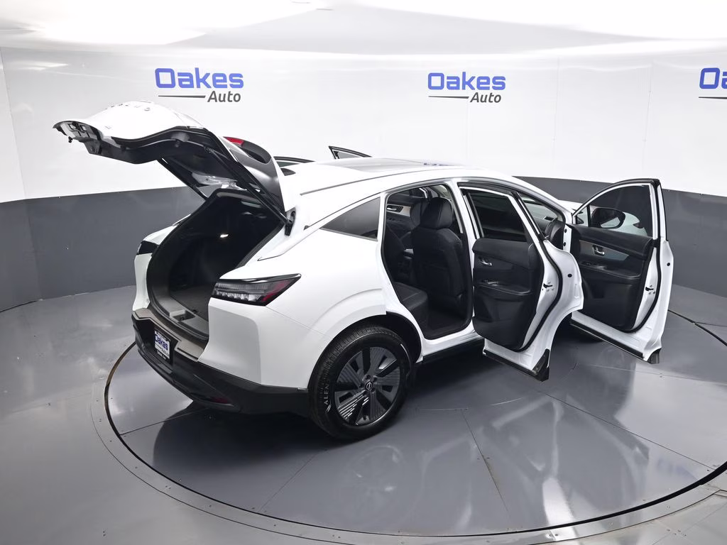 2026 Everest White Pearl Tricoat Nissan Murano SL AWD SUV