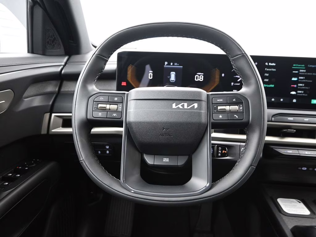 2027 Glacial White Pearl Kia Telluride LX FWD SUV