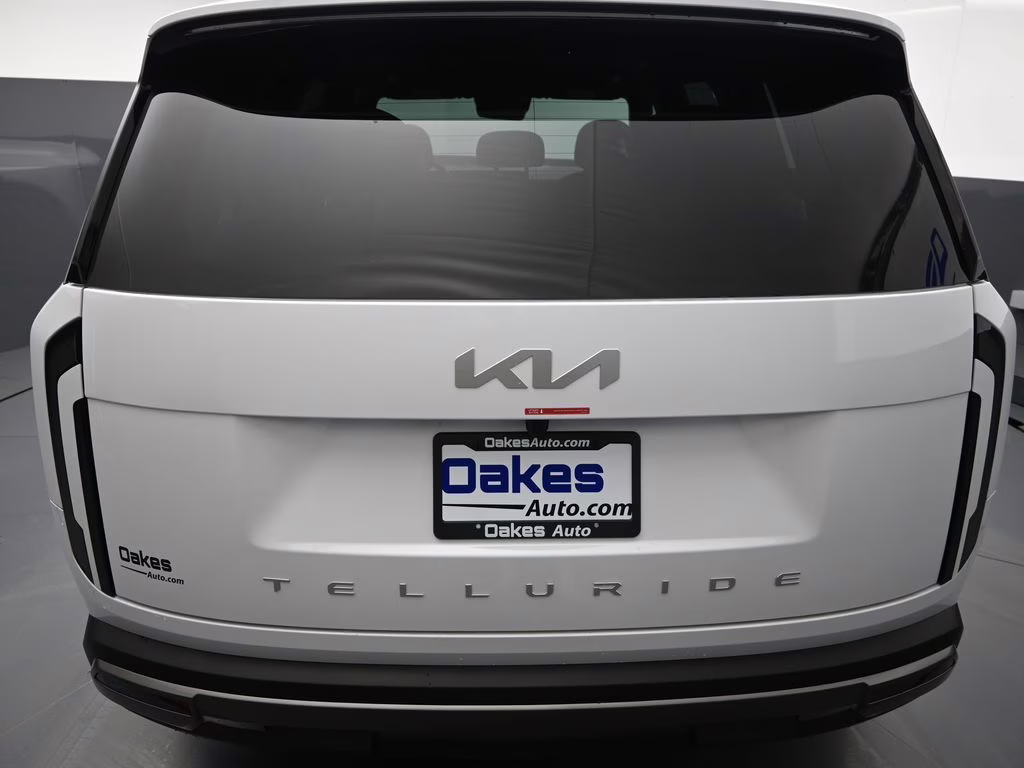 2027 Glacial White Pearl Kia Telluride LX FWD SUV