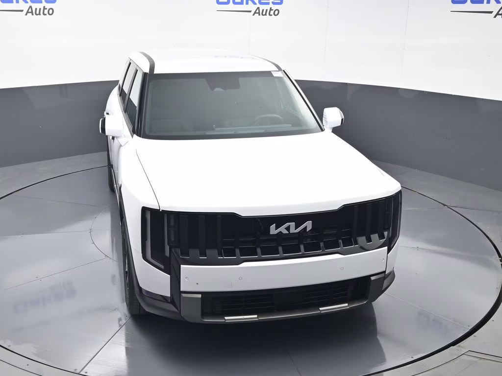 2027 Glacial White Pearl Kia Telluride LX FWD SUV