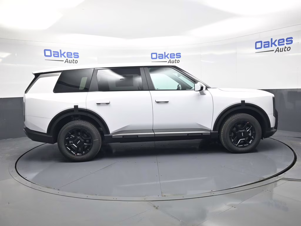 2027 Glacial White Pearl Kia Telluride LX FWD SUV