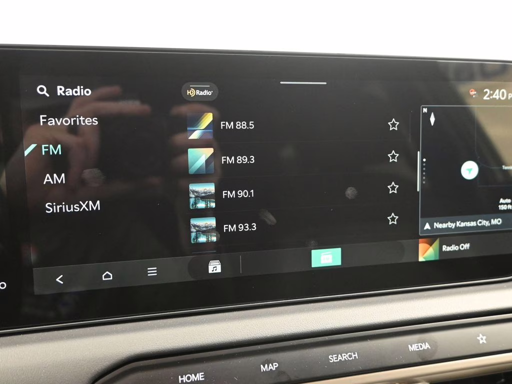 2027 Glacial White Pearl Kia Telluride LX FWD SUV