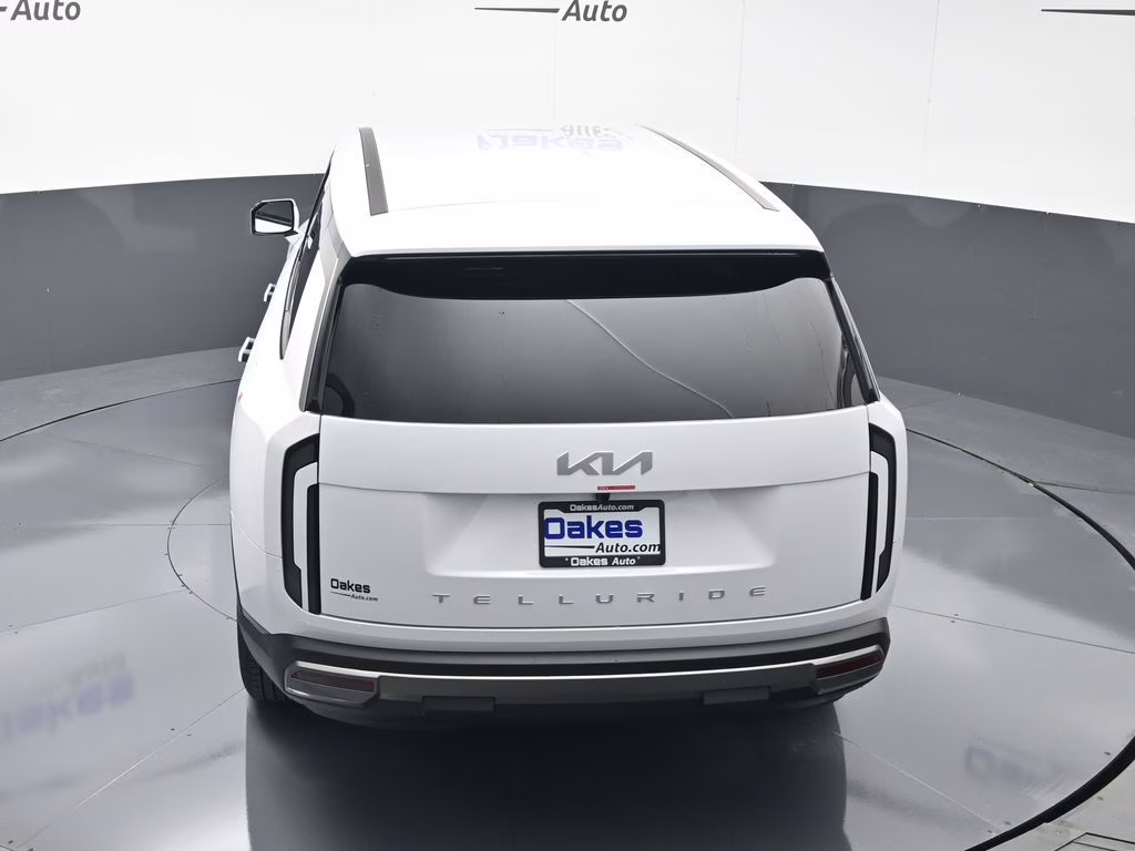 2027 Glacial White Pearl Kia Telluride LX FWD SUV