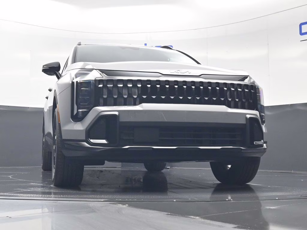 2026 Wolf Gray Kia Sportage Hybrid X-Line AWD SUV