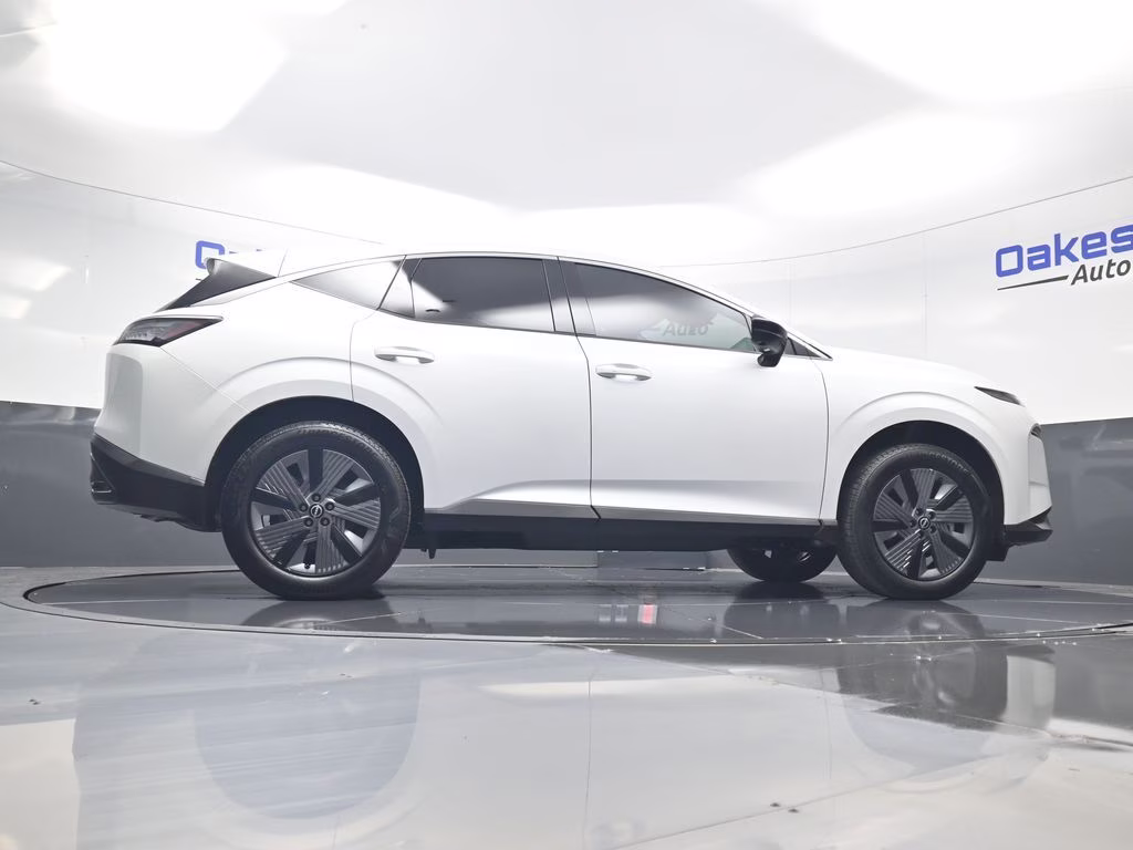 2026 Everest White Pearl Tricoat Nissan Murano SL AWD SUV