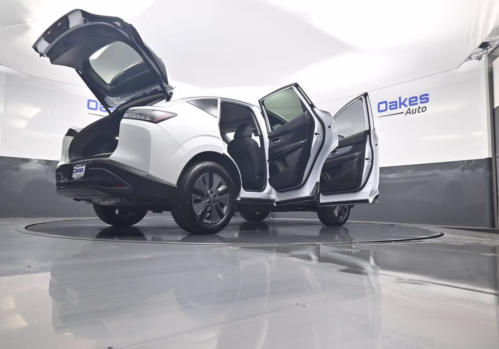 2026 Everest White Pearl Tricoat Nissan Murano SL AWD SUV