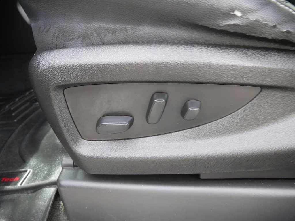 2018 Summit White Chevrolet Silverado 1500 LTZ 4X4 Truck