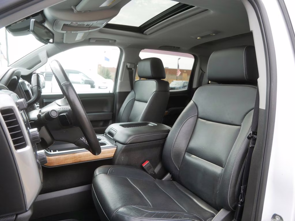 2018 Summit White Chevrolet Silverado 1500 LTZ 4X4 Truck