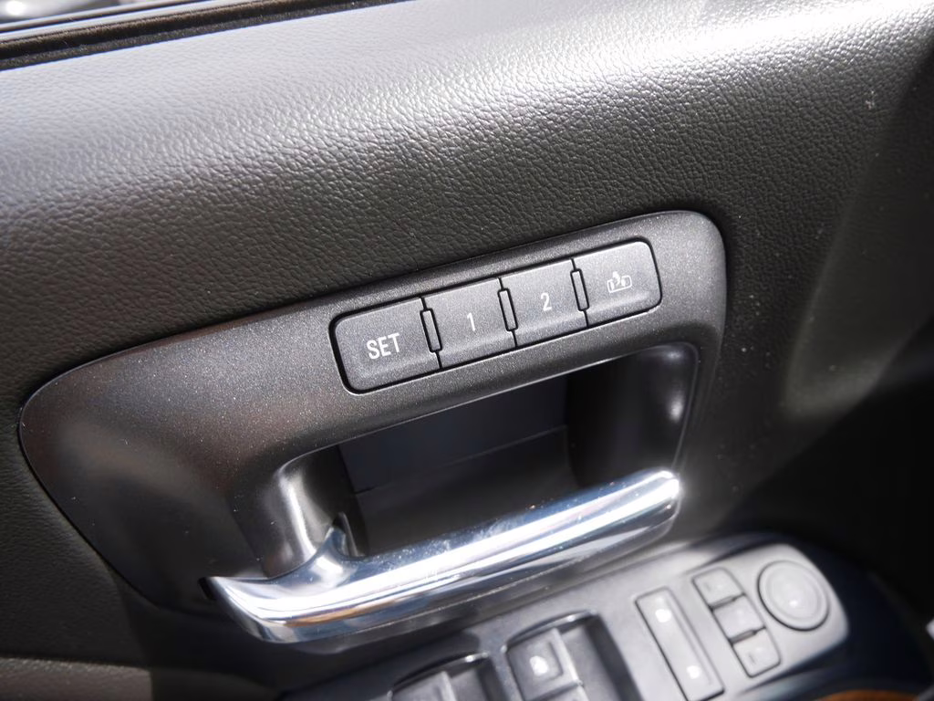 2018 Summit White Chevrolet Silverado 1500 LTZ 4X4 Truck