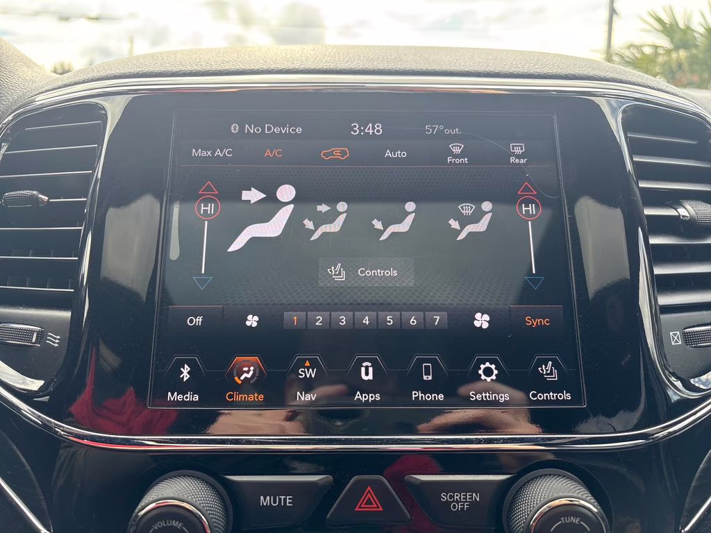 2020 Billet Silver Metallic Clearcoat Jeep Grand Cherokee Limited 4X4 SUV