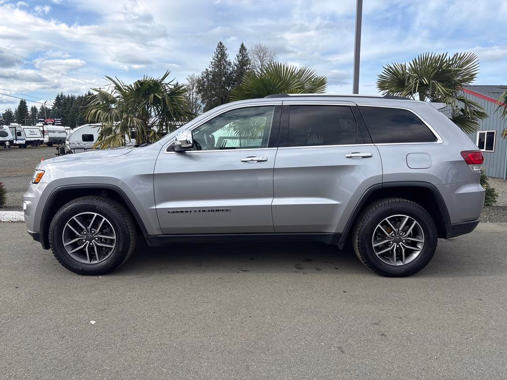 2020 Billet Silver Metallic Clearcoat Jeep Grand Cherokee Limited 4X4 SUV