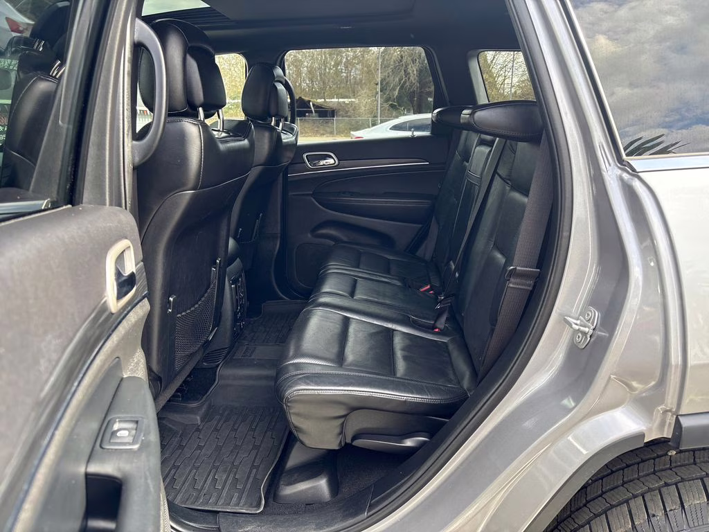 2020 Billet Silver Metallic Clearcoat Jeep Grand Cherokee Limited 4X4 SUV