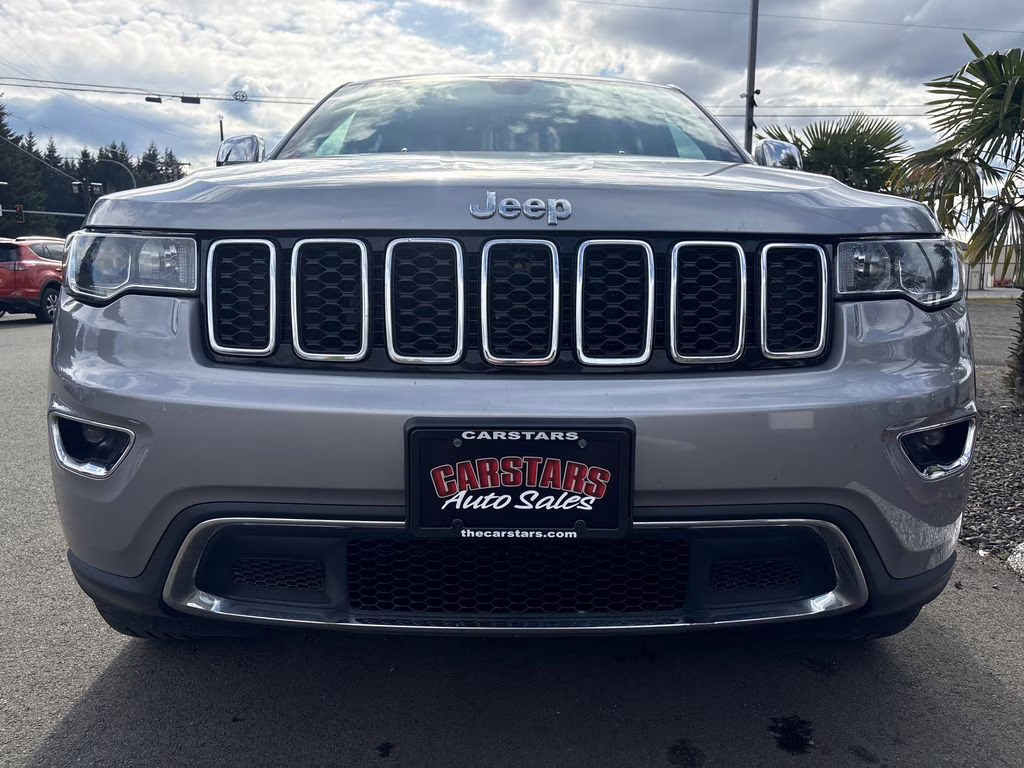 2020 Billet Silver Metallic Clearcoat Jeep Grand Cherokee Limited 4X4 SUV