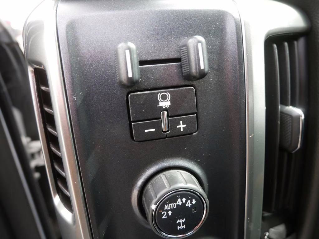 2018 Summit White Chevrolet Silverado 1500 LTZ 4X4 Truck