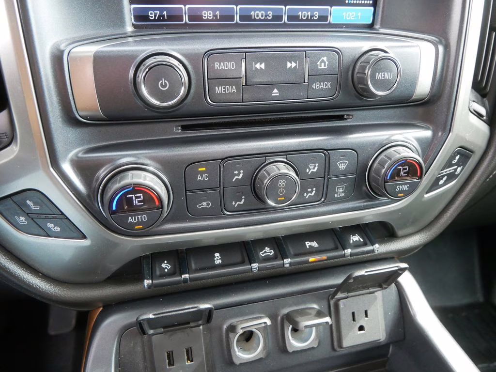 2018 Summit White Chevrolet Silverado 1500 LTZ 4X4 Truck