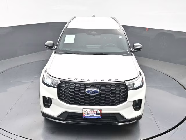 2025 White Metallic Ford Explorer ST-Line RWD SUV