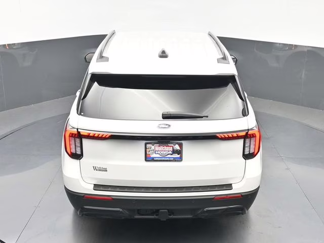 2025 White Metallic Ford Explorer ST-Line RWD SUV