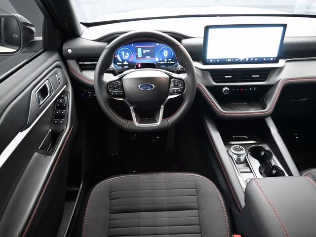 2025 White Metallic Ford Explorer ST-Line RWD SUV