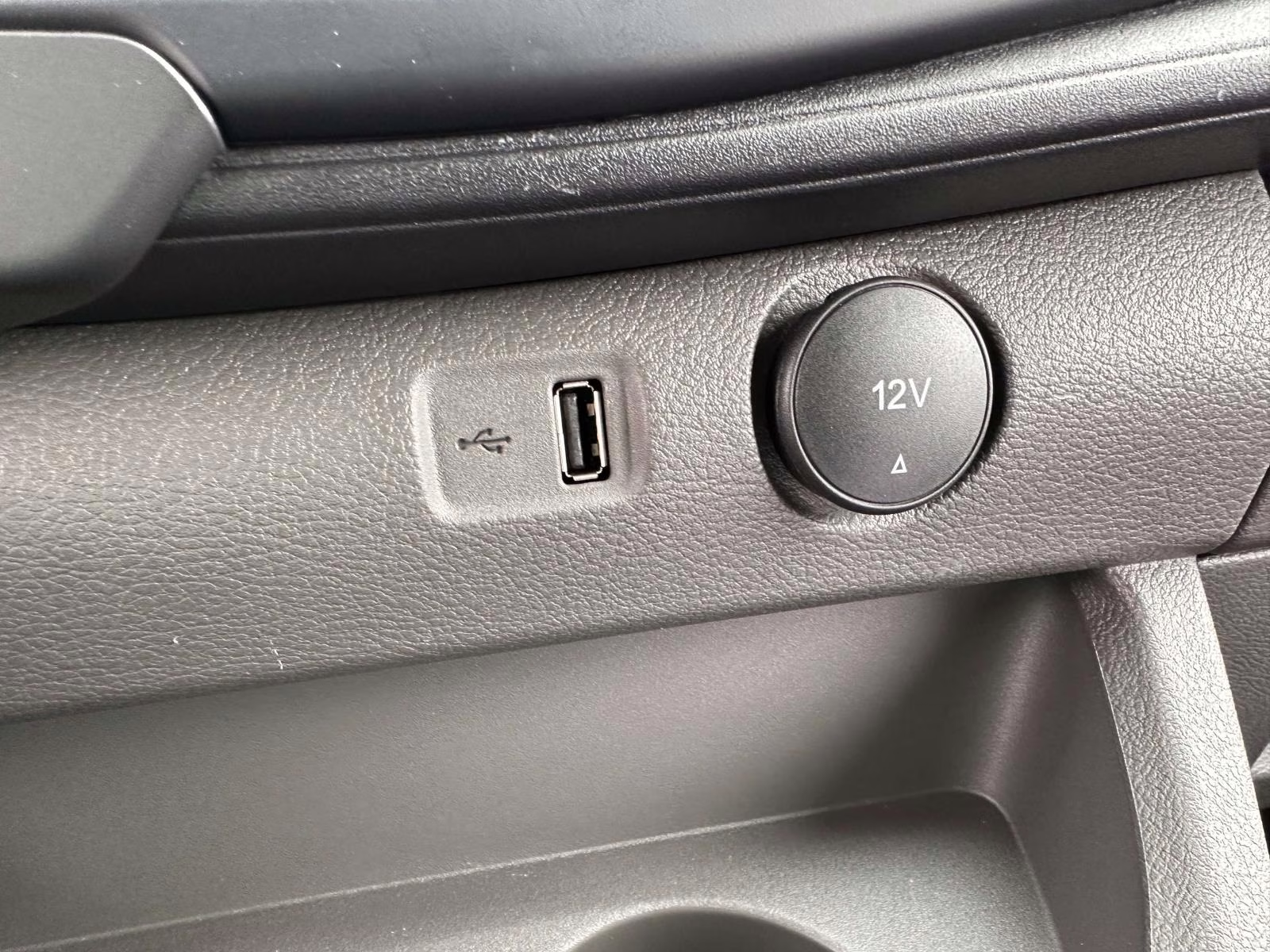 2025 Agate Black Metallic Ford Transit Cargo Van T-350 148 EL Hi Rf 9500 GVWR RWD RWD Van