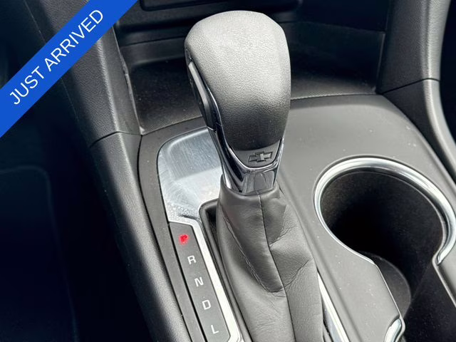 2022 Iron Gray Chevrolet Equinox LT FWD SUV