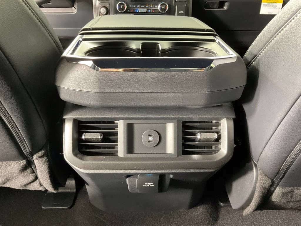 2026 White Metallic Ford F-150 Lariat 4X4 Truck