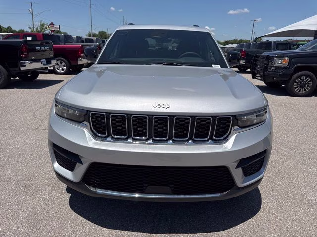 2026 Silver Zynith Jeep Grand Cherokee Laredo X 4X4 SUV