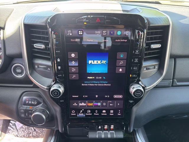 2026 Diamond Black Crystal Pearlcoat Ram 1500 Big Horn/Lone Star 4X4 Truck
