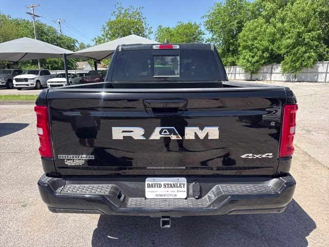 2026 Diamond Black Crystal Pearlcoat Ram 1500 Big Horn/Lone Star 4X4 Truck
