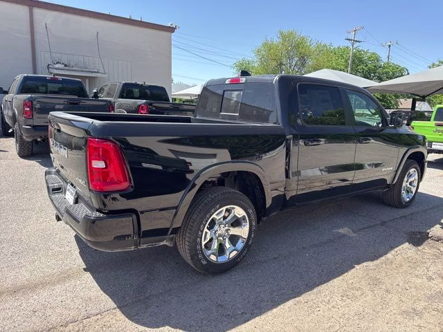 2026 Diamond Black Crystal Pearlcoat Ram 1500 Big Horn/Lone Star 4X4 Truck