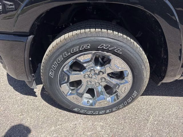 2026 Diamond Black Crystal Pearlcoat Ram 1500 Big Horn/Lone Star 4X4 Truck