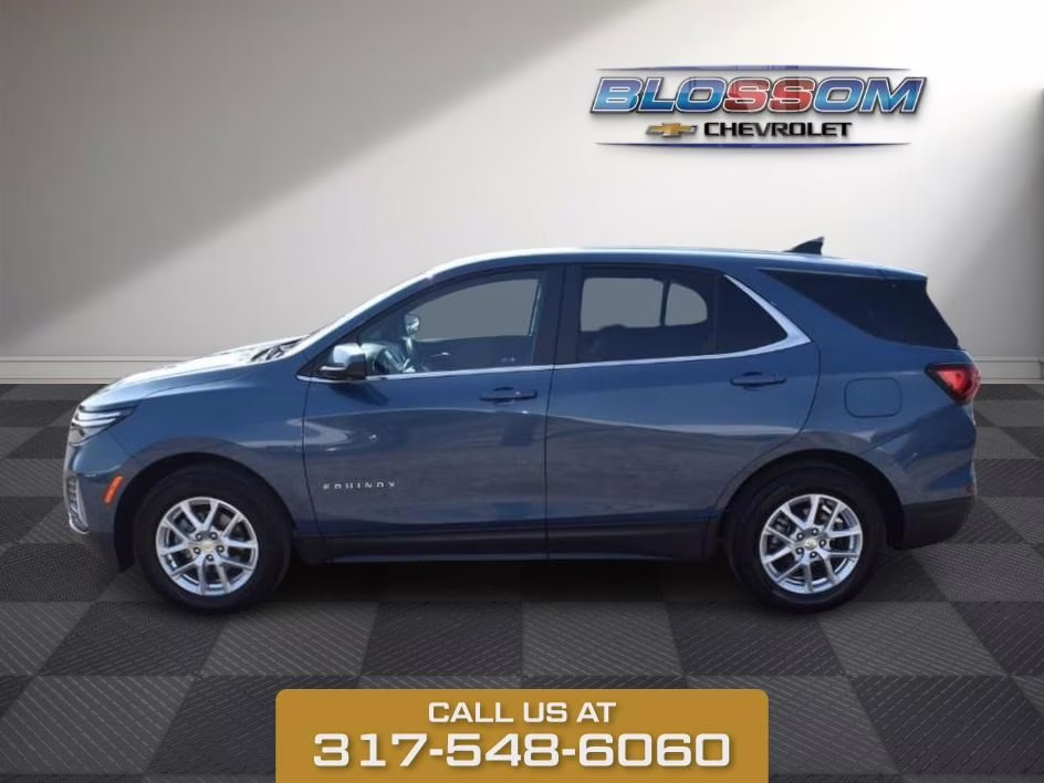 2024 Lakeshore Blue Chevrolet Equinox LT FWD SUV