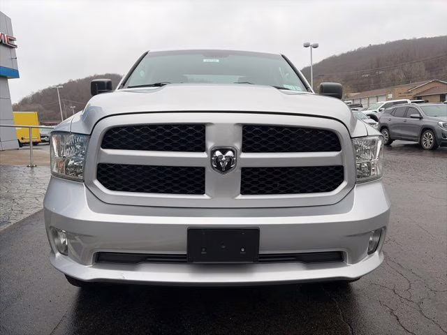 2017 Bright Silver Clearcoat Metallic Ram 1500 Express 4X4 Truck