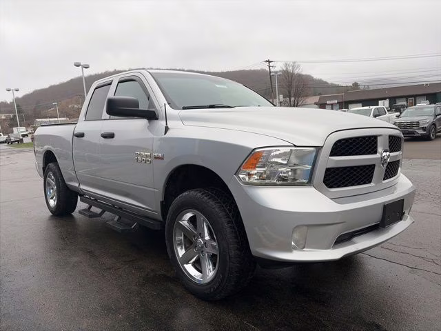 2017 Bright Silver Clearcoat Metallic Ram 1500 Express 4X4 Truck