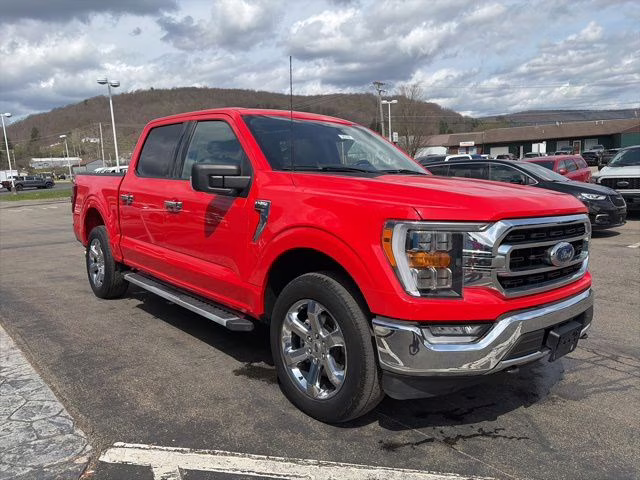 2022 Race Red Ford F-150 XLT 4X4 Truck