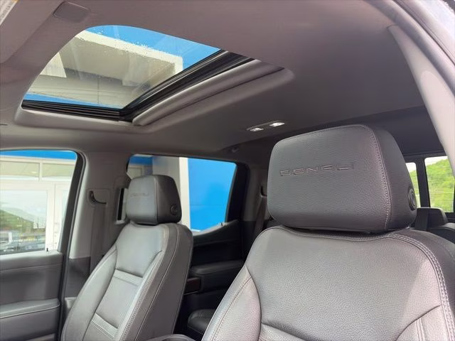 2022 Sky GMC Sierra 1500 Limited Denali 4X4 Truck