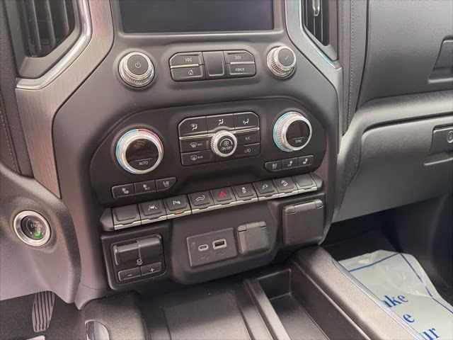 2022 Sky GMC Sierra 1500 Limited Denali 4X4 Truck