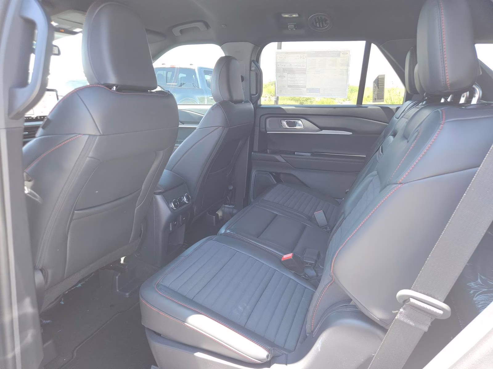 2026 White Ford Explorer ST-Line RWD SUV