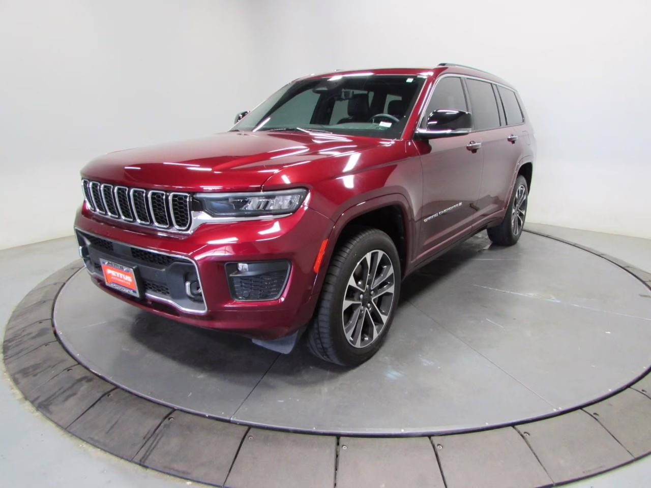 2022 Velvet Red Pearlcoat Jeep Grand Cherokee L Overland 4X4 SUV